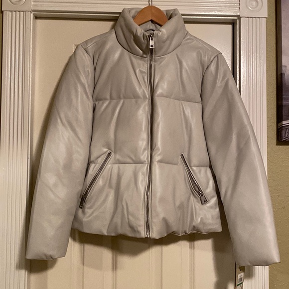 Levi’s Jacket - Picture 1 of 8